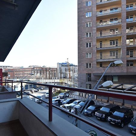 Rent Inn Yerevan On North Avenue Esterno foto