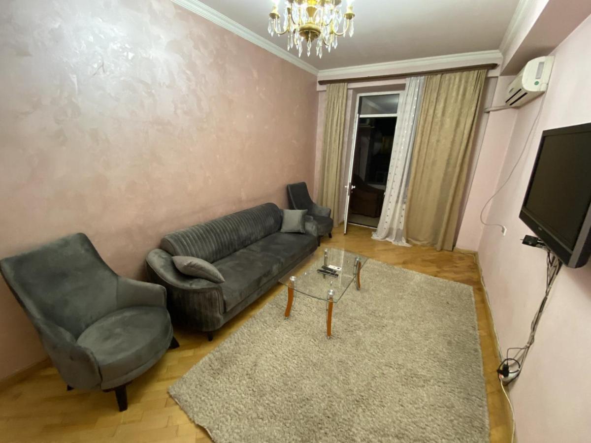 Rent Inn Yerevan On North Avenue Esterno foto