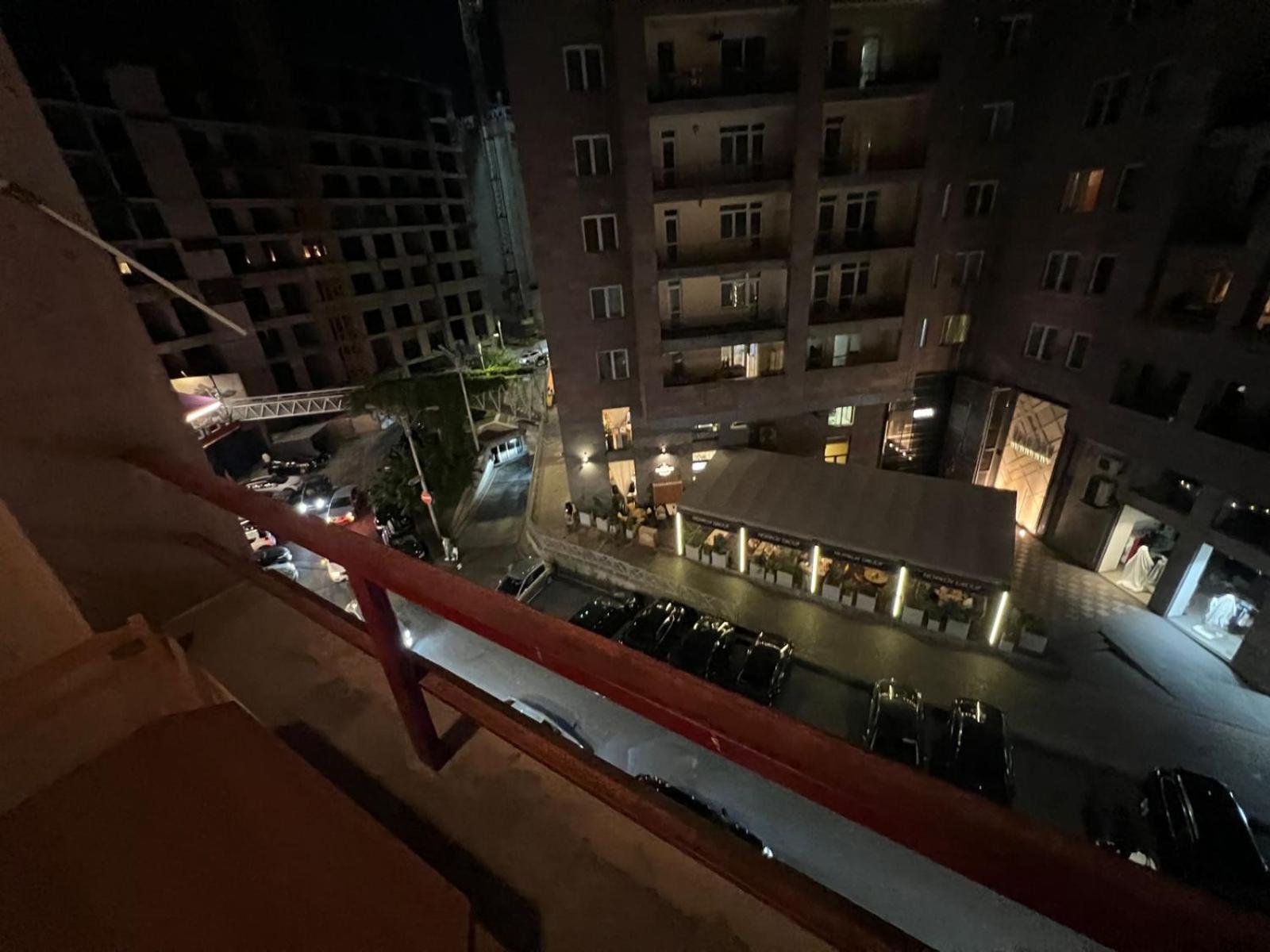 Rent Inn Yerevan On North Avenue Esterno foto