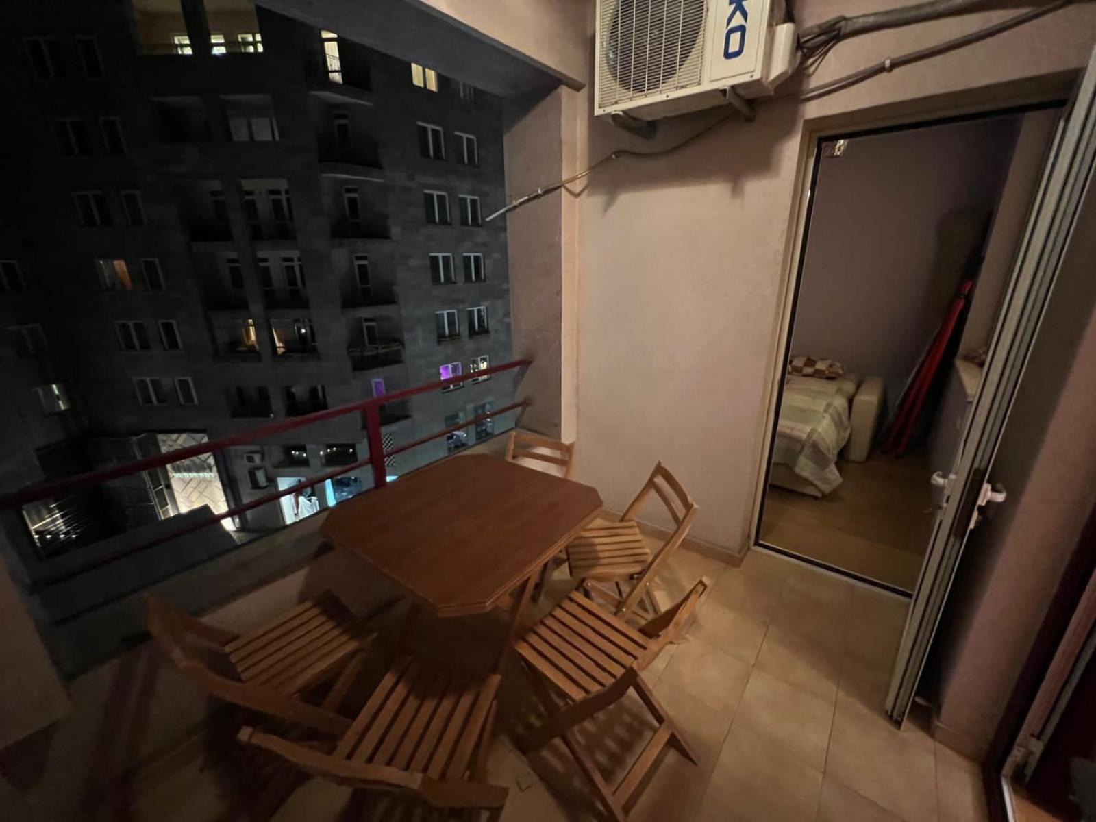 Rent Inn Yerevan On North Avenue Esterno foto