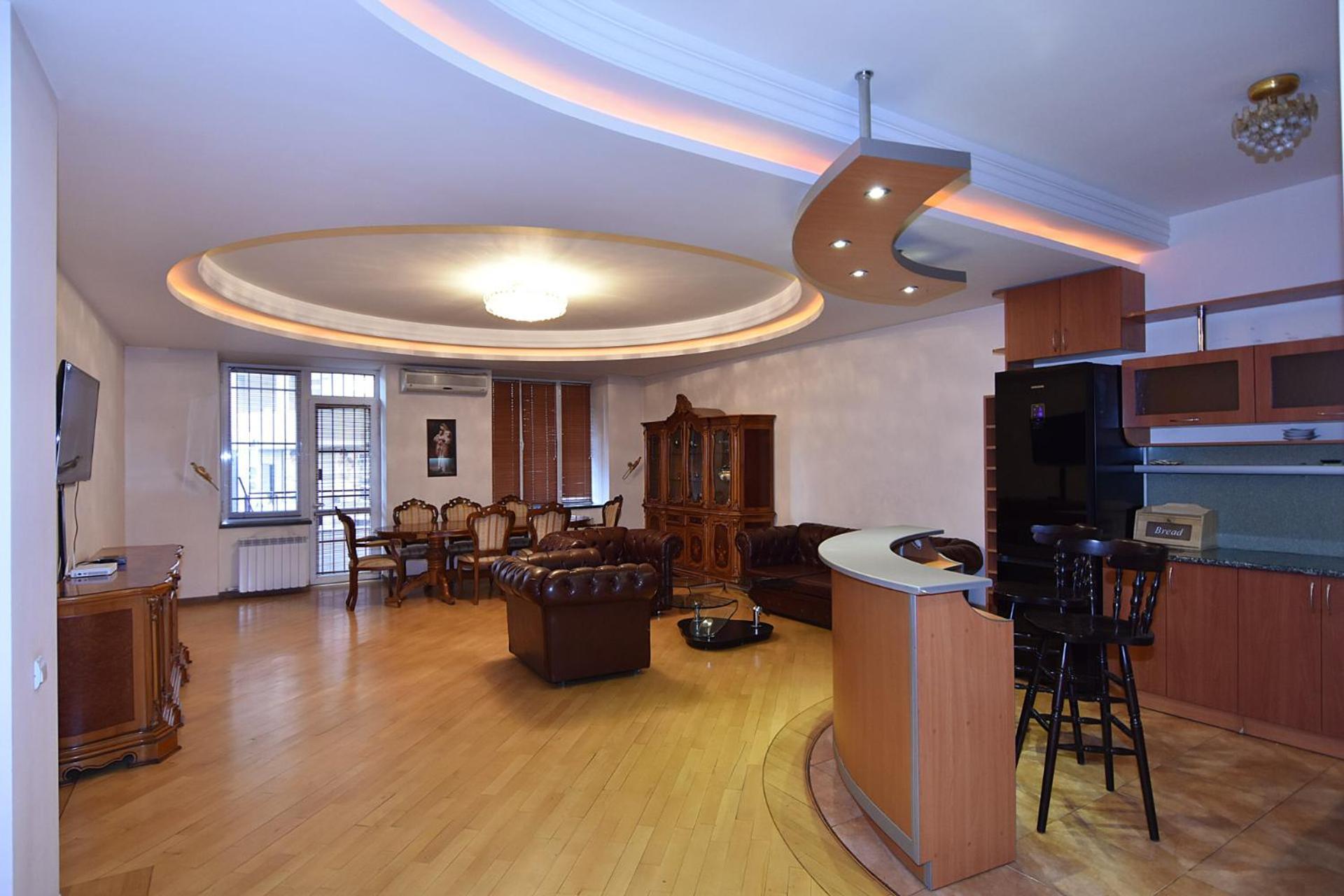 Rent Inn Yerevan On North Avenue Esterno foto