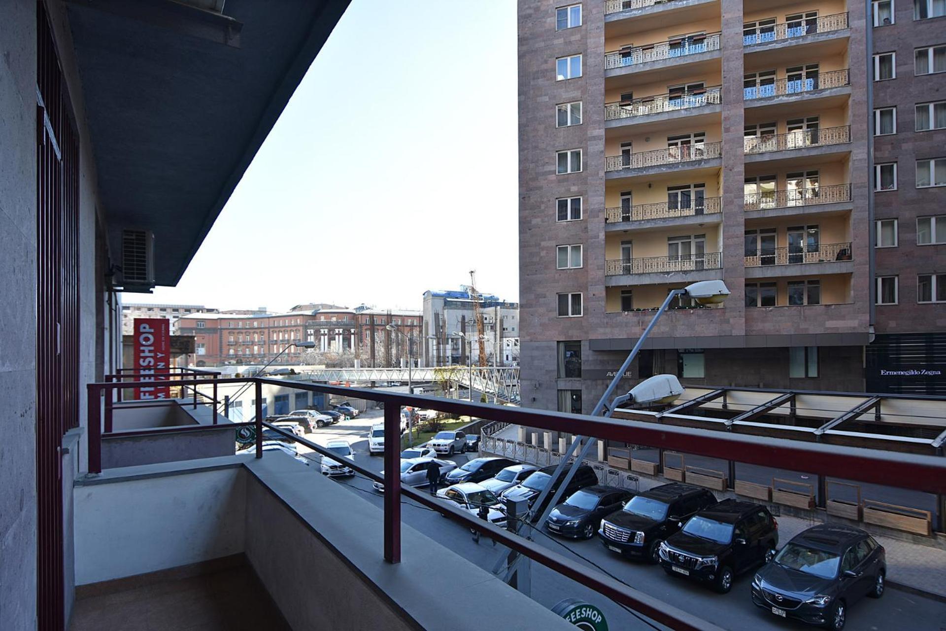 Rent Inn Yerevan On North Avenue Esterno foto